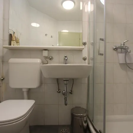 Privat bolig Center4br Apartment*** *