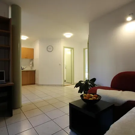 Homestay Center4br Apartment***