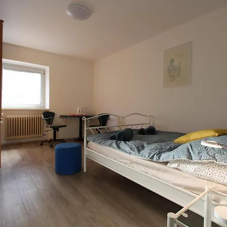 Center4br Apartment***